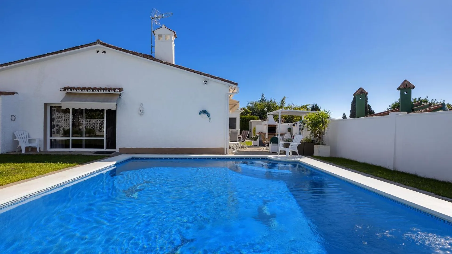 Villa Casacara Marbella Beachside Costabella -Spain