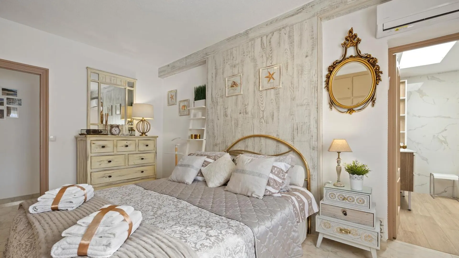 Villa Casacara Marbella Beachside Costabella -Spain