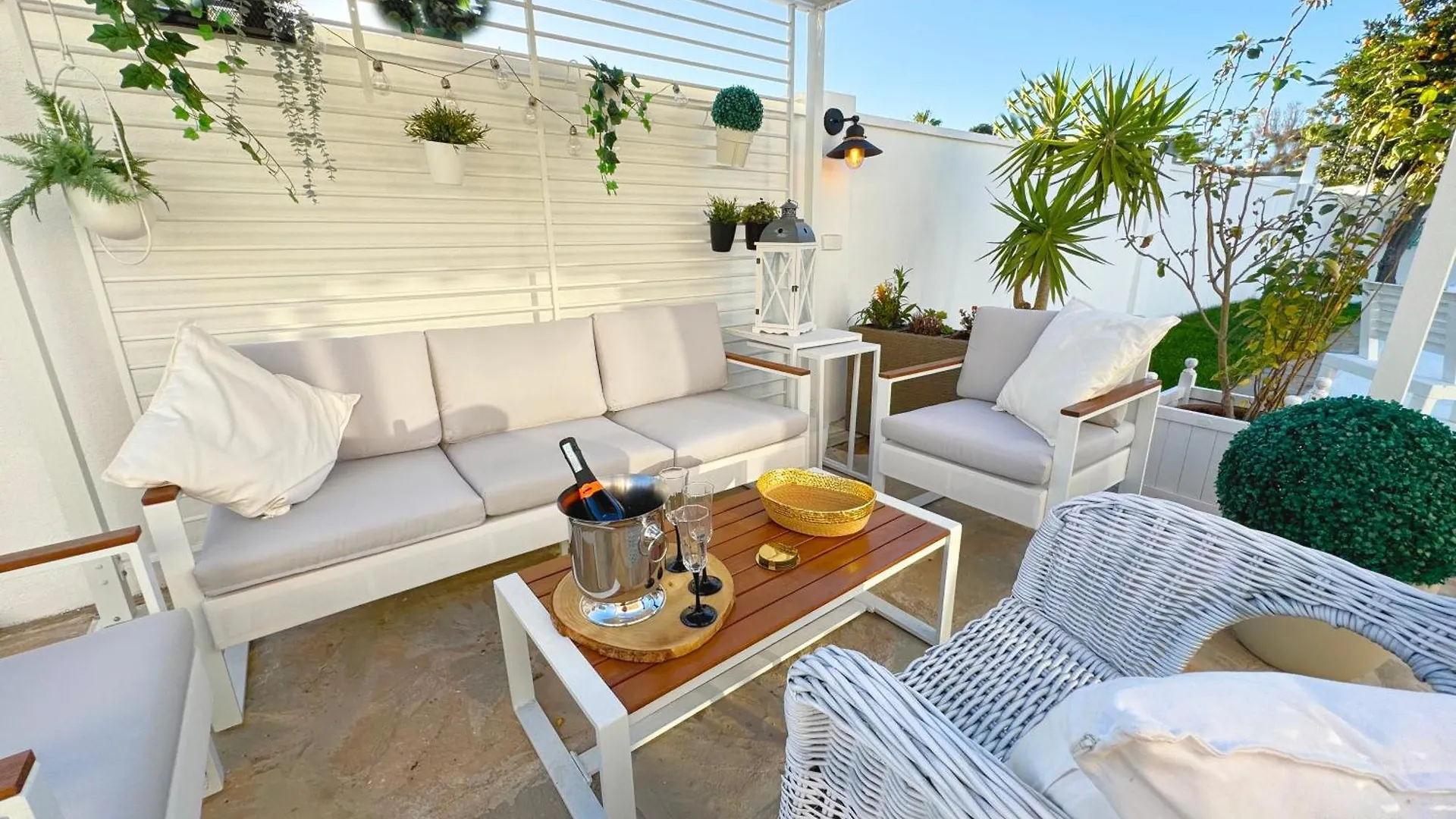 Villa Casacara Marbella Beachside Costabella -Spain