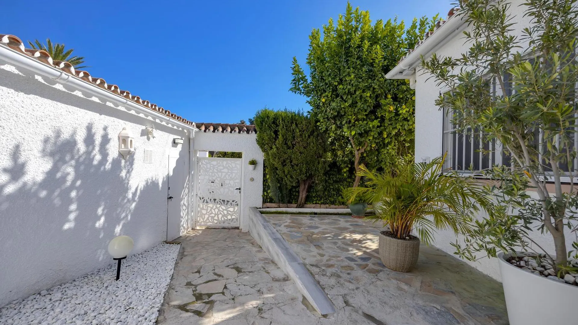 Villa Casacara Marbella Beachside Costabella -Spain