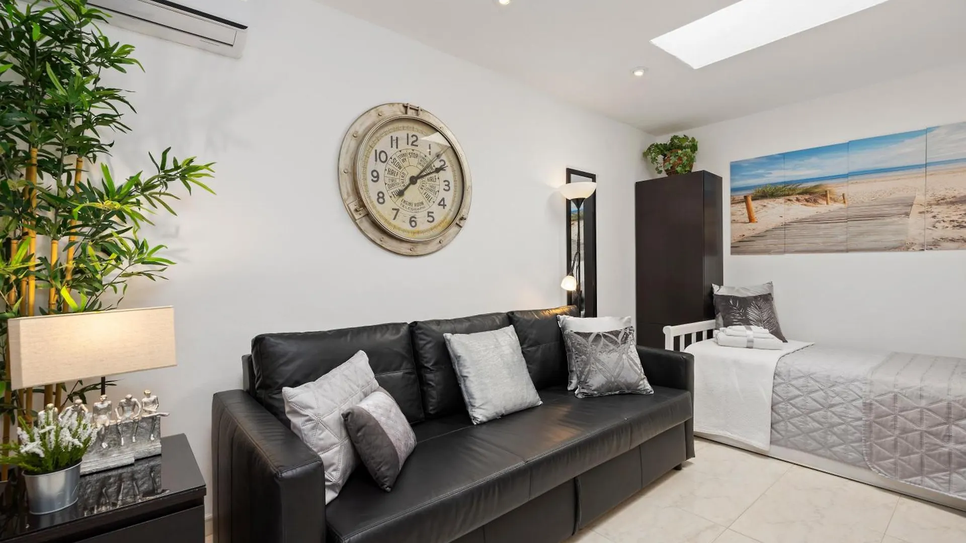 Villa Casacara Marbella Beachside Costabella -Spain